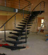 Click to enlarge stair1.jpg (106023 bytes)